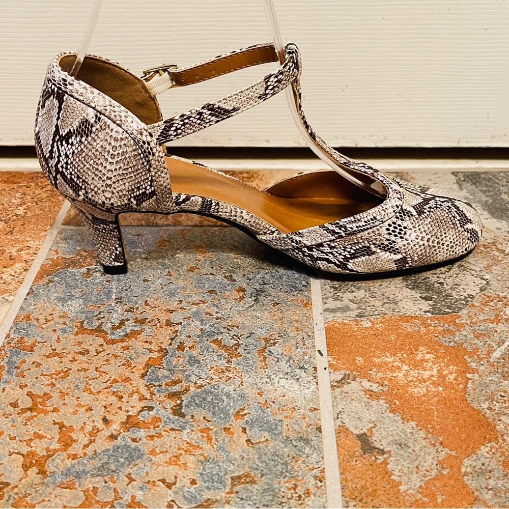 Nwob! Snake/Python Print Brown/Tan/Cream T-Strap … - image 8